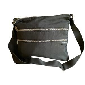 Baggallini Gray Nylon Cross Body Purse Bag w/2 outside Large Pockets Adj Strap